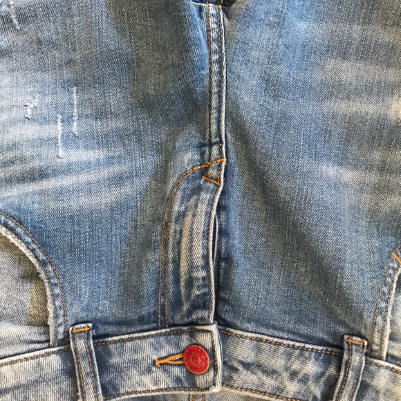 Zara Mid Rise Distressed Jeans - Picture 4 of 6